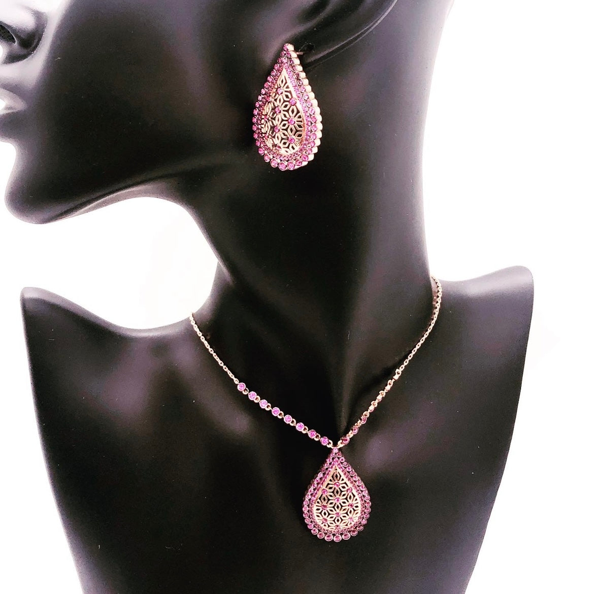 Ruby Teardrop Pendant Jewelry Set